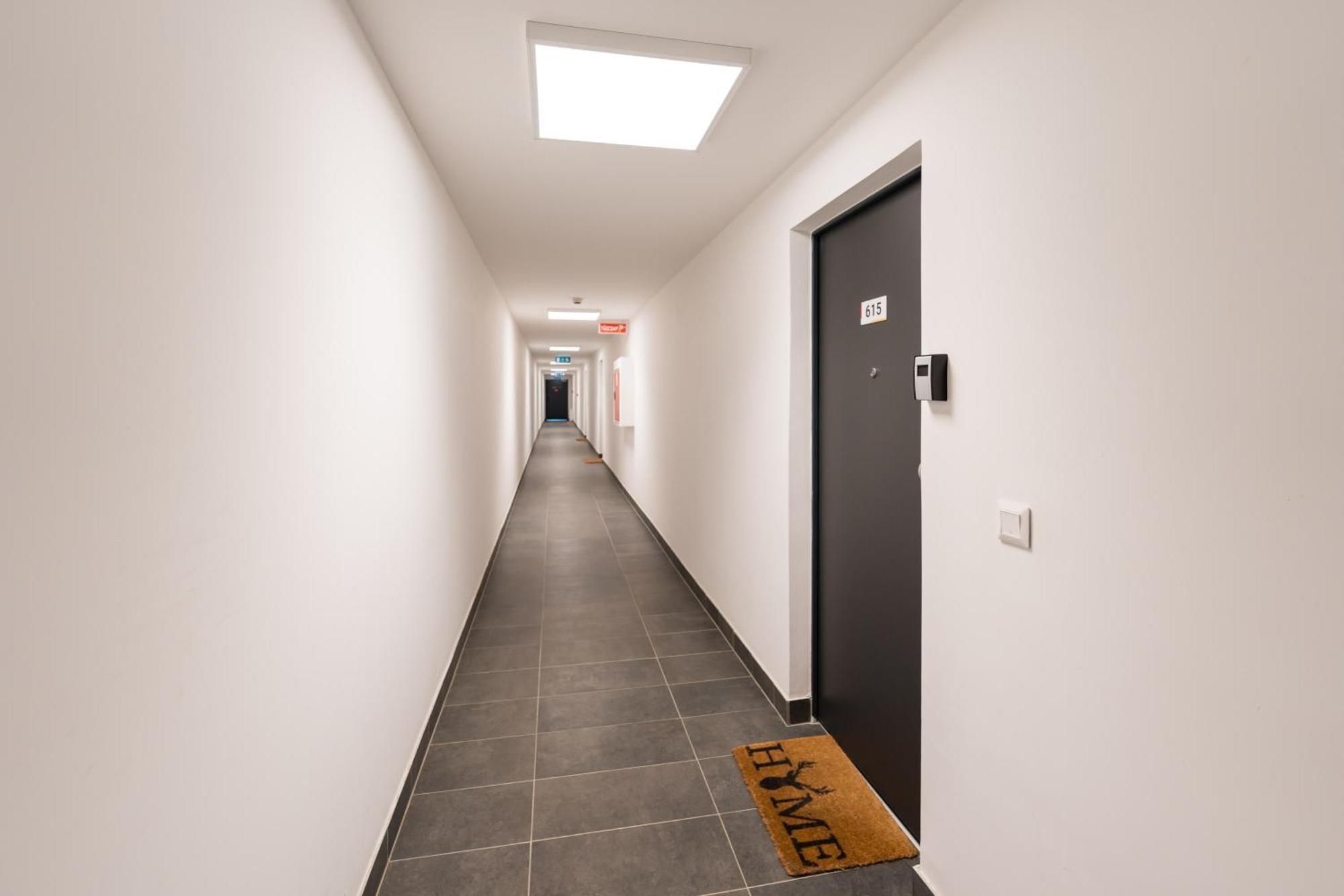 Brand New Modern Apartment-2 Rooms-Balcony-Garage Budapeszt Zewnętrze zdjęcie