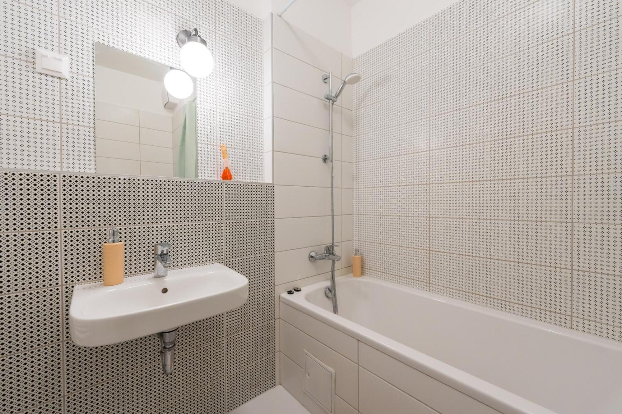 Brand New Modern Apartment-2 Rooms-Balcony-Garage Budapeszt Zewnętrze zdjęcie